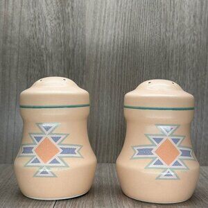 Treasure Craft Japan Stoneware Southwest Salt & Pepper Shakers Set